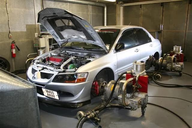 Mitsubishi Lancer Evo 8 FQ400 Tuning